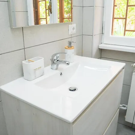 شقة Carpegna Sweet House - A Few Stops From The Centre روما