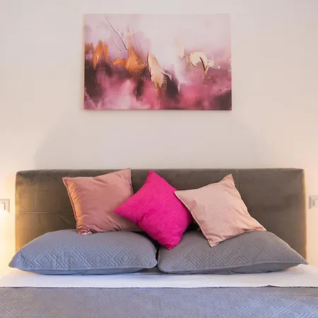 Carpegna Sweet House - A Few Stops From The Centre شقة