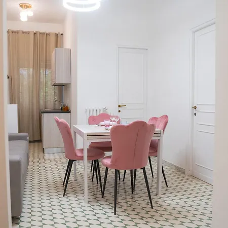 Apartment Carpegna Sweet House - A Few Stops From The Centre Rom